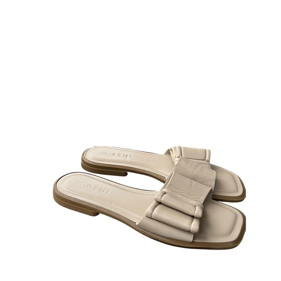M. Gemi Shoes - M. Gemi The Amalia Nappa Leather Flat Sandals Size 38/ 7.5US
